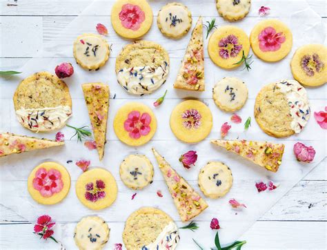 10 edible flowers to add color to your dishes .